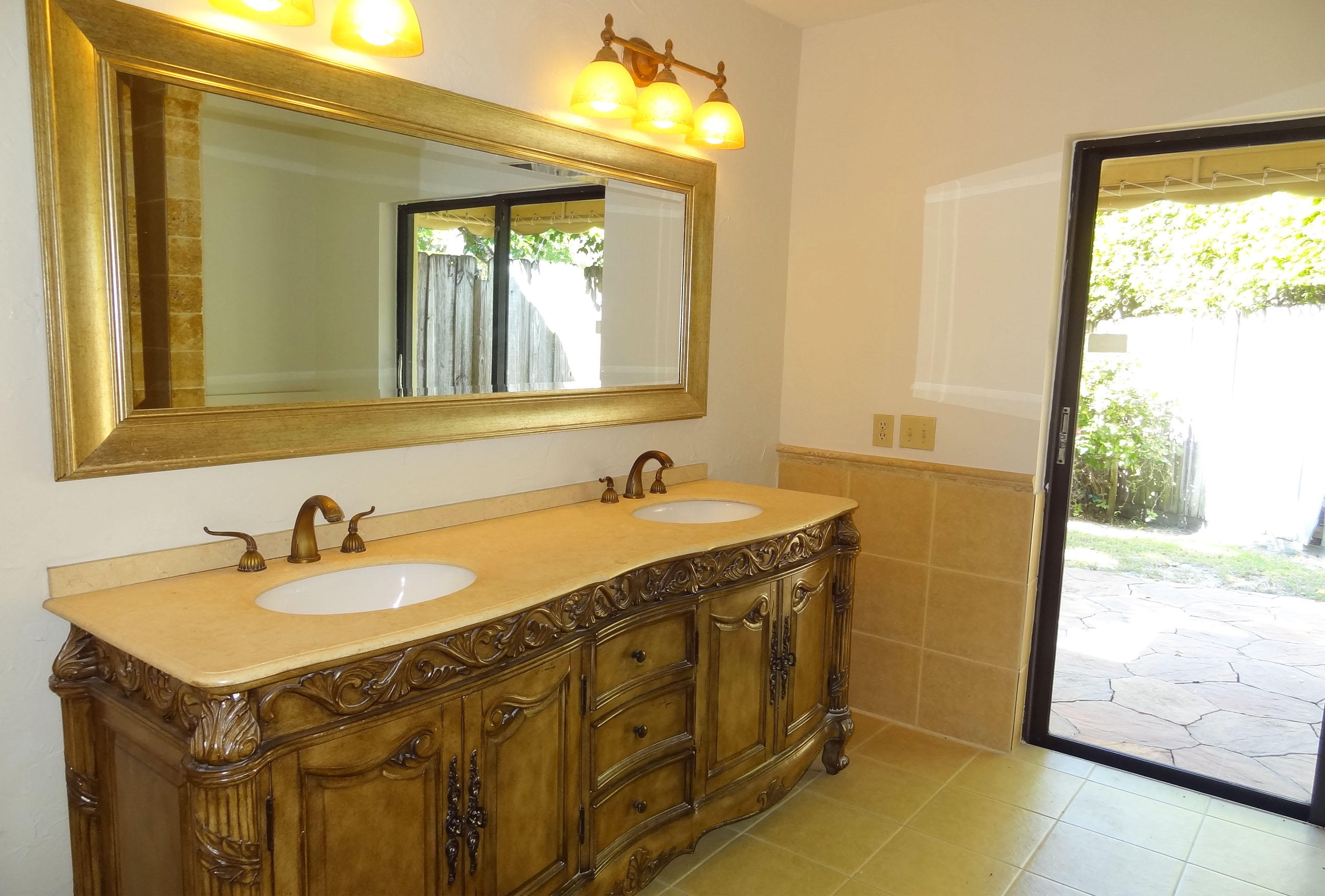 11661 Timberwood Road Boca Raton, FL 33428 - Photo 8 of 27 MASTER BATHROOM