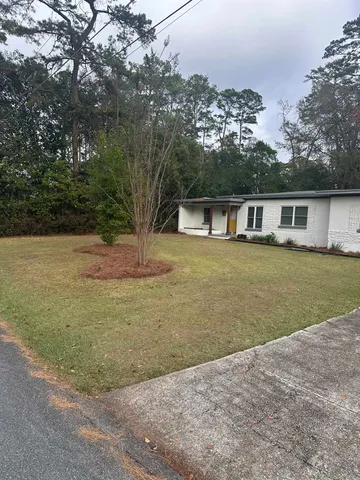 $2,500 | 2057 Dellwood Drive, Tallahassee, FL 32303