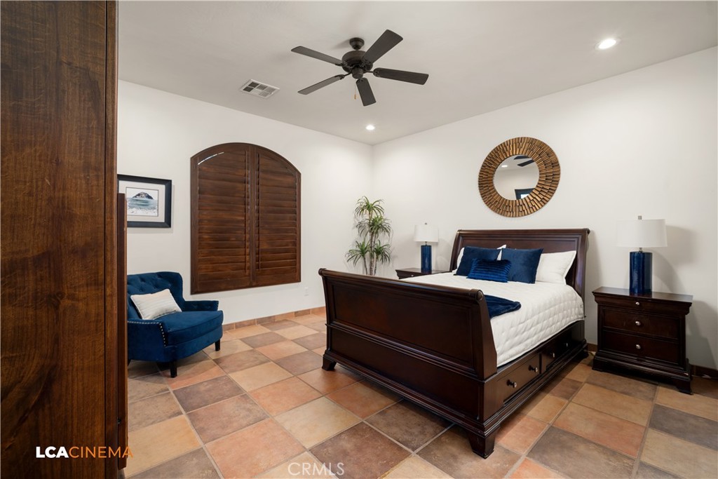 15001 Colonia De Las Rosas Bakersfield, CA 93306 - Photo 16 of 54