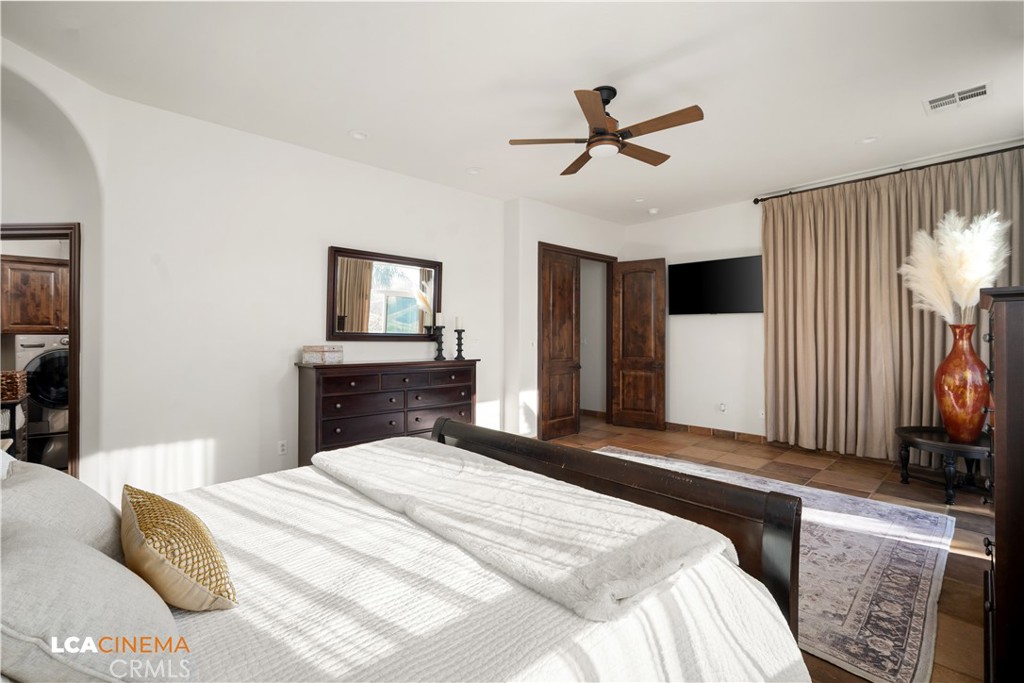 15001 Colonia De Las Rosas Bakersfield, CA 93306 - Photo 24 of 54