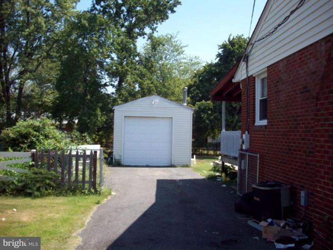 7411 Loisdale Road Springfield, VA 22150 - Photo 3 of 7 Garage 1