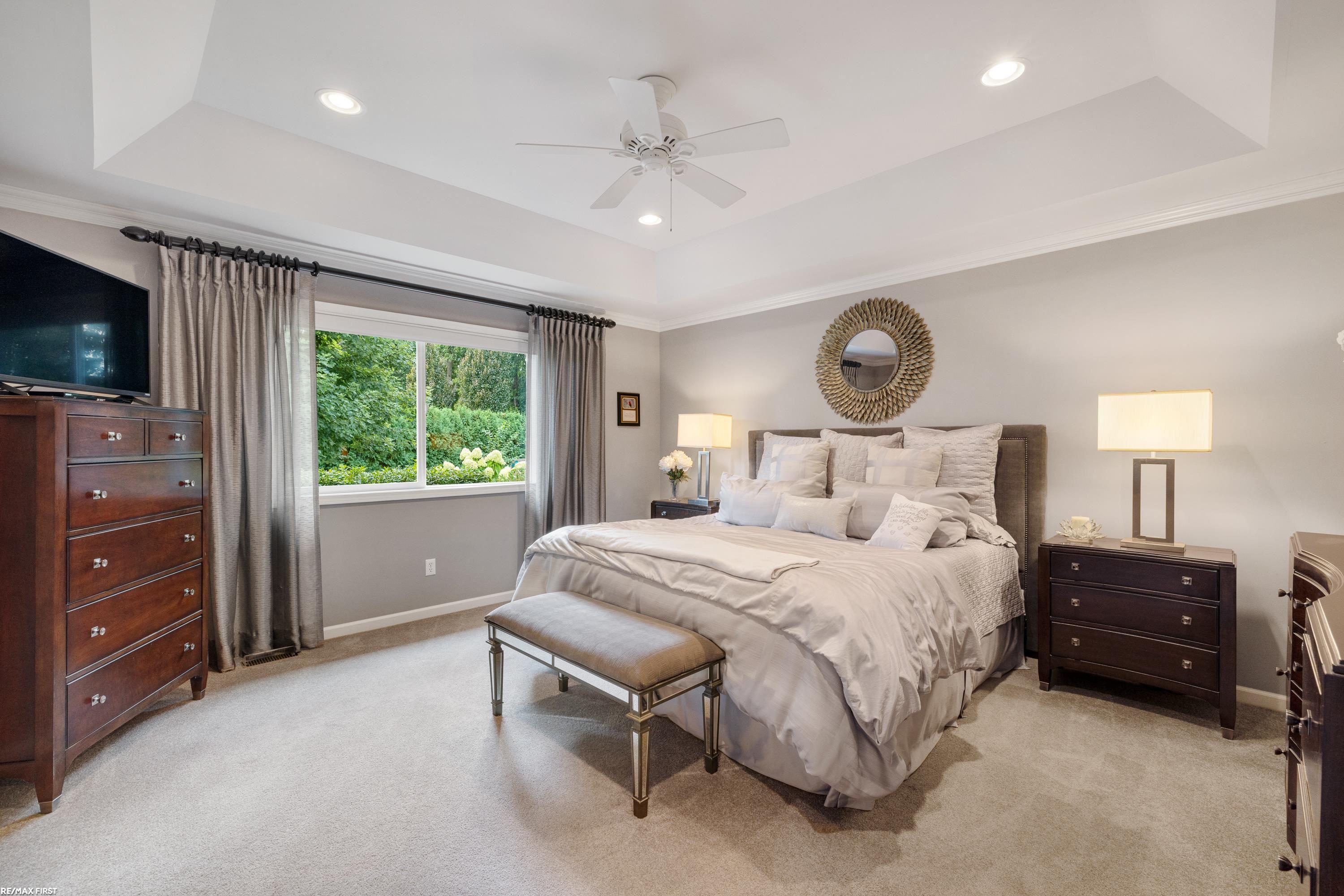 22462 Brantingham Road Macomb, MI 48044 - Photo 22 of 36 50189155-4099fde3-fba6-4e77-8a2c-c6a819214f0f.JPG