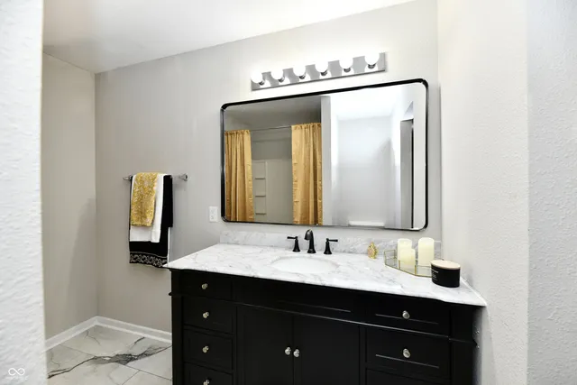 $272,500 | 4240 Arches Court, Indianapolis, IN 46235