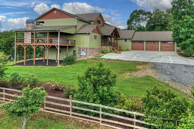 384 Dean Road Mineral Bluff, GA 30559 - Photo 2 of 66