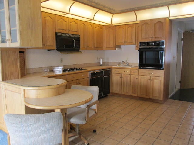 310 Riverside Drive Cheboygan, MI 49721 - Photo 21 of 30 Gallery Image 21