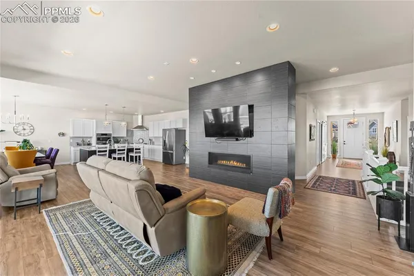 $975,000 | 454 Eclipse Drive, Colorado Springs, CO 80905