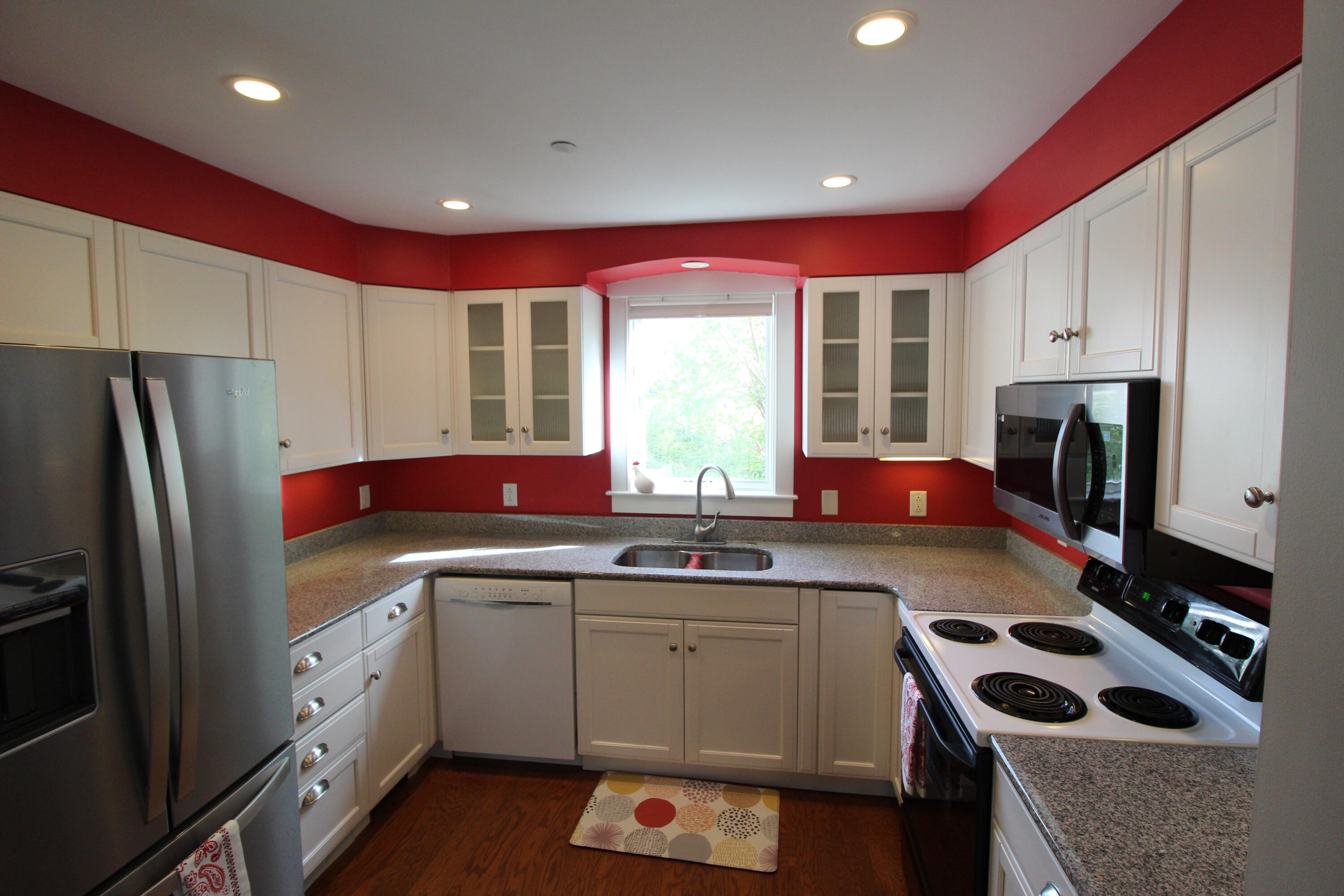 32 Springbrook Drive, Unit B Belfast, ME 04915 - Photo 23 of 41 Kitchen2