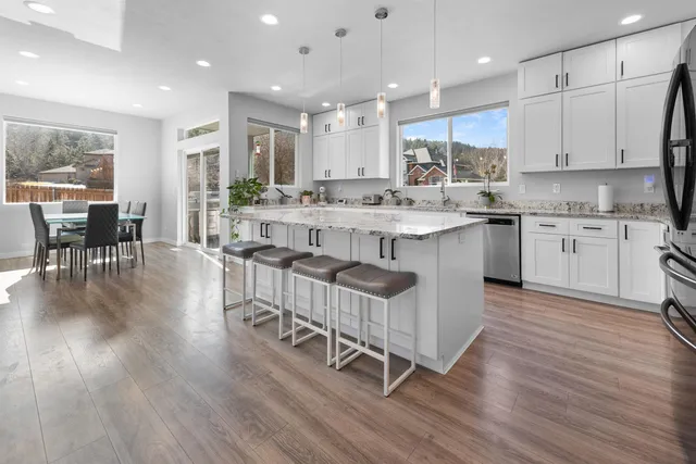 $950,000 | 11625 North Alberta Lane, Spokane, WA 99218