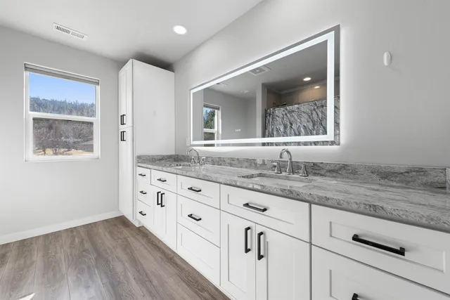 $950,000 | 11625 North Alberta Lane, Spokane, WA 99218