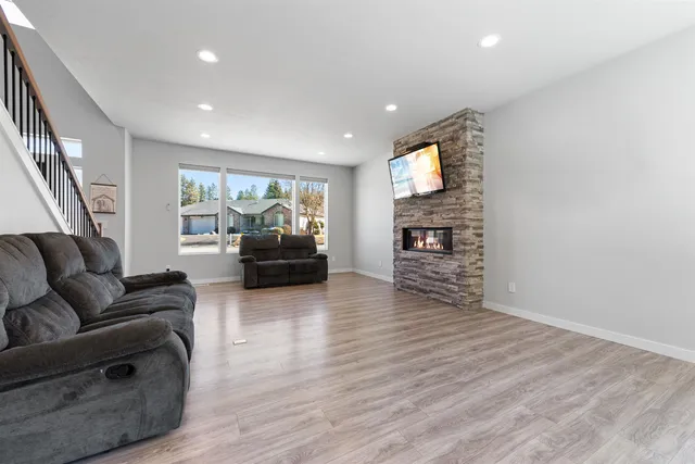 $950,000 | 11625 North Alberta Lane, Spokane, WA 99218