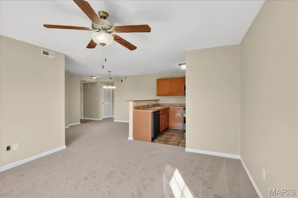 $169,900 | 159 Brandy Mill Circle, Unit B, High Ridge, MO 63049