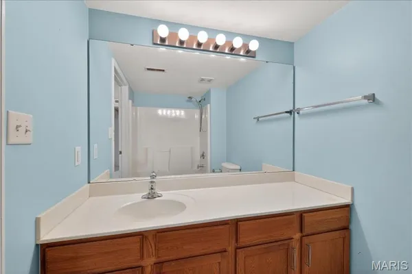 $169,900 | 159 Brandy Mill Circle, Unit B, High Ridge, MO 63049