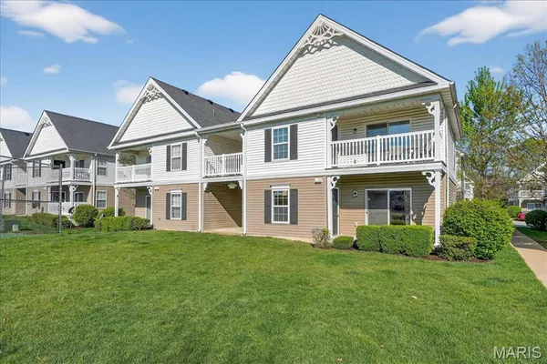 $169,900 | 159 Brandy Mill Circle, Unit B, High Ridge, MO 63049