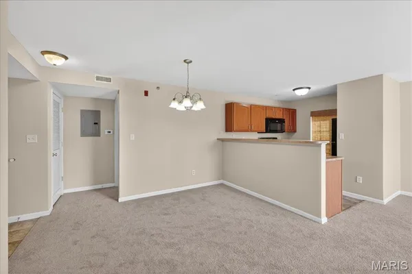 $169,900 | 159 Brandy Mill Circle, Unit B, High Ridge, MO 63049