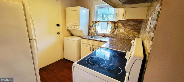 $1,950 | 239 Roosevelt Avenue, Northfield, NJ 08225