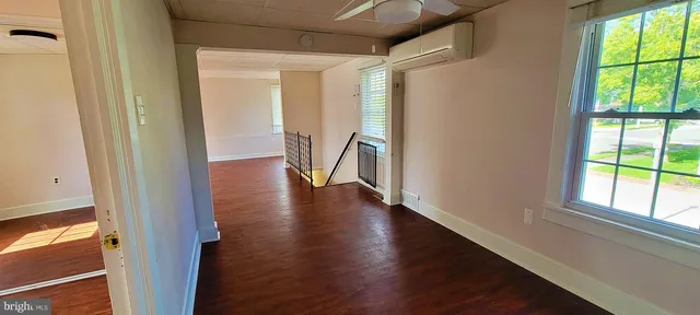 $1,950 | 239 Roosevelt Avenue, Northfield, NJ 08225