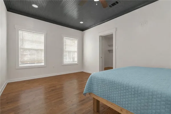 $255,000 | 1557 West Wm J Bryan Parkway, Bryan, TX 77803