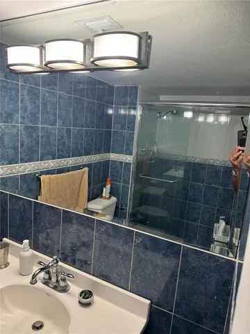 $3,200 | 11930 North Bayshore Drive, Unit 1403, North Miami, FL 33181