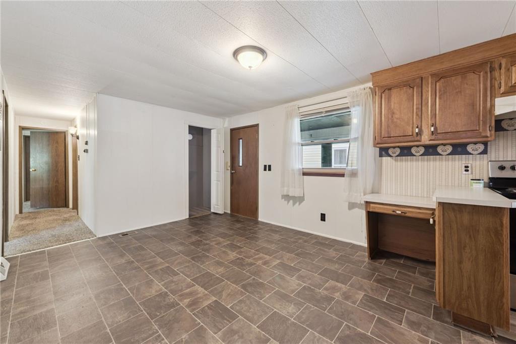 520 Pittsburgh Street Mars, PA 16046 - Photo 3 of 11