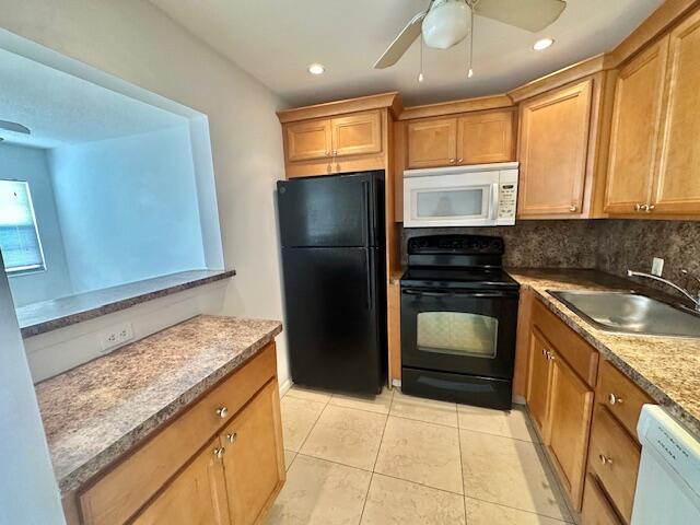 147 Fanshaw D Boca Raton, FL 33434 - Photo 4 of 28 Kitchen