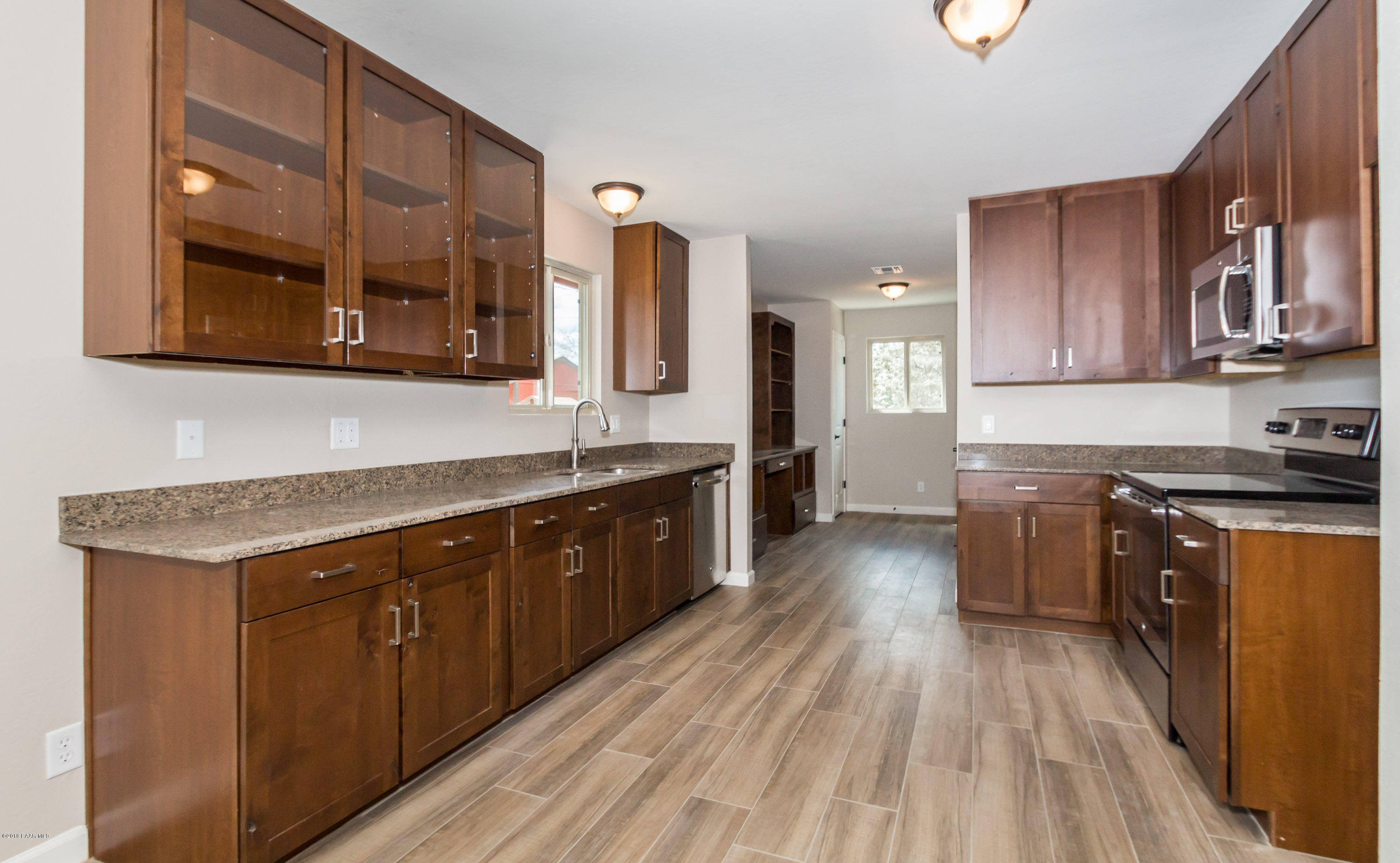 1485 East Red Cinder Road Chino Valley, AZ 86323 - Photo 4 of 14 005_Kitchen