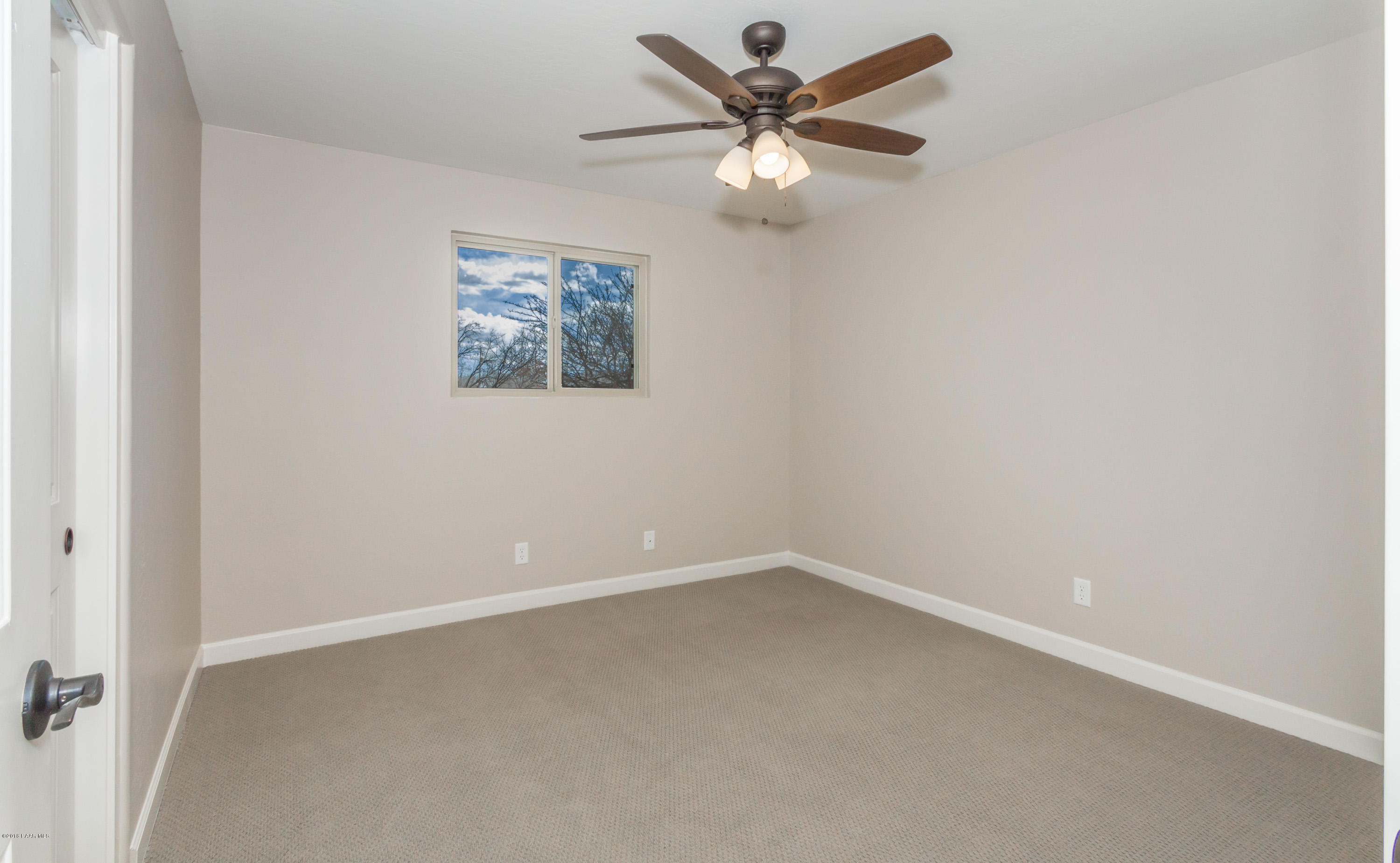 1485 East Red Cinder Road Chino Valley, AZ 86323 - Photo 9 of 14 010_Bedroom 2 (1)