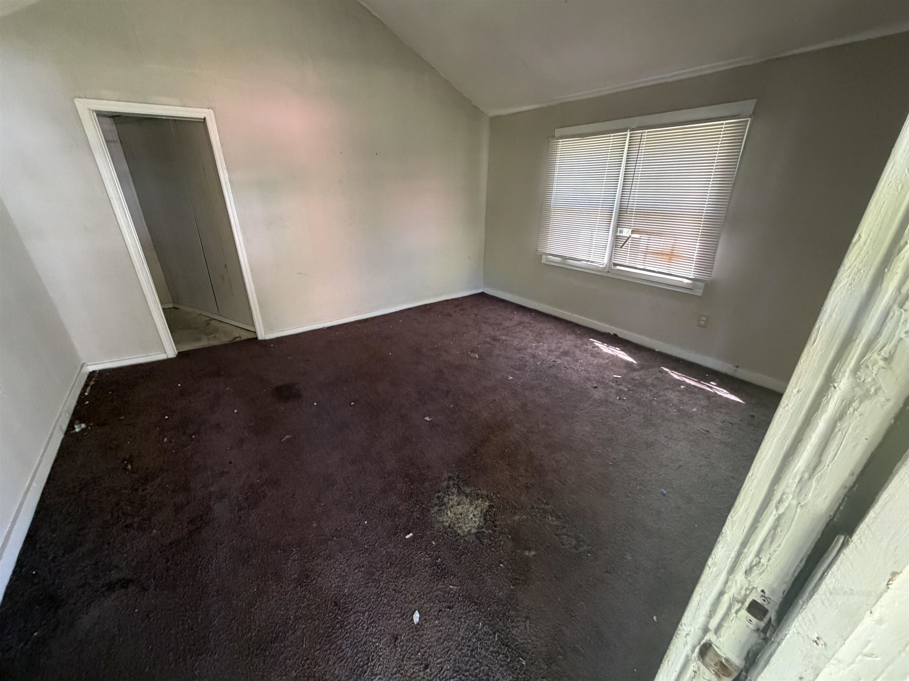 3044 Green Road Memphis, TN 38109 - Photo 2 of 13