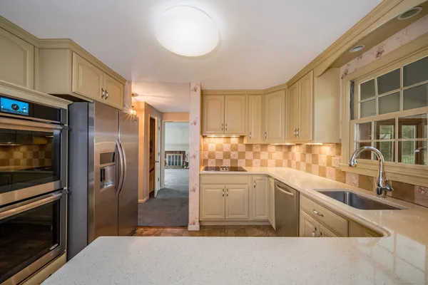 $435,000 | 78 Kennedy Drive, Meriden, CT 06450