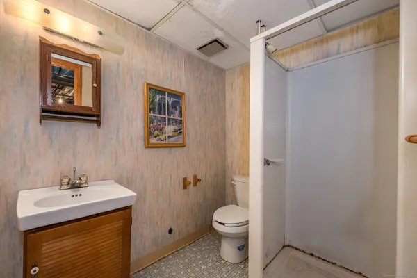 $435,000 | 78 Kennedy Drive, Meriden, CT 06450