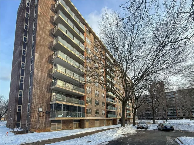 $305,000 | 400 Cozine Avenue, Unit 9F | East New York