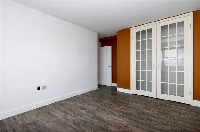 $305,000 | 400 Cozine Avenue, Unit 9F | East New York