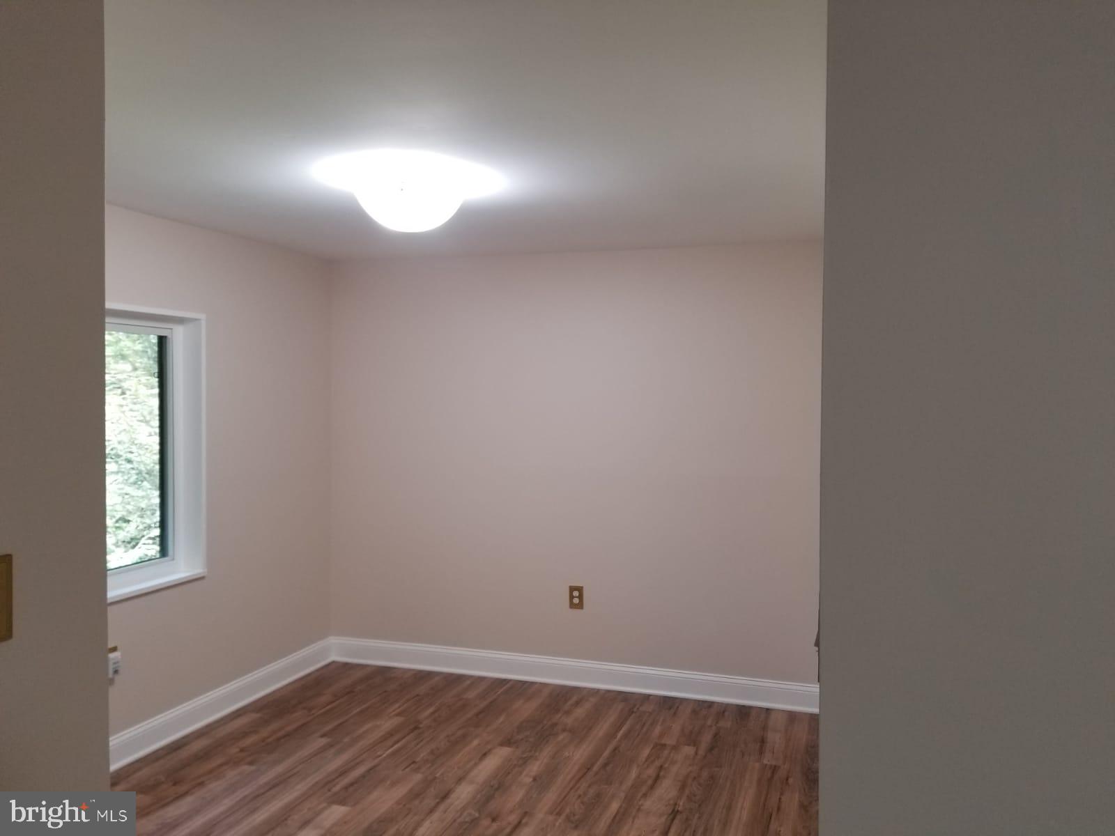 1406 Northgate Square, Unit 21B Reston, VA 20190 - Photo 16 of 45 Gallery Image 16