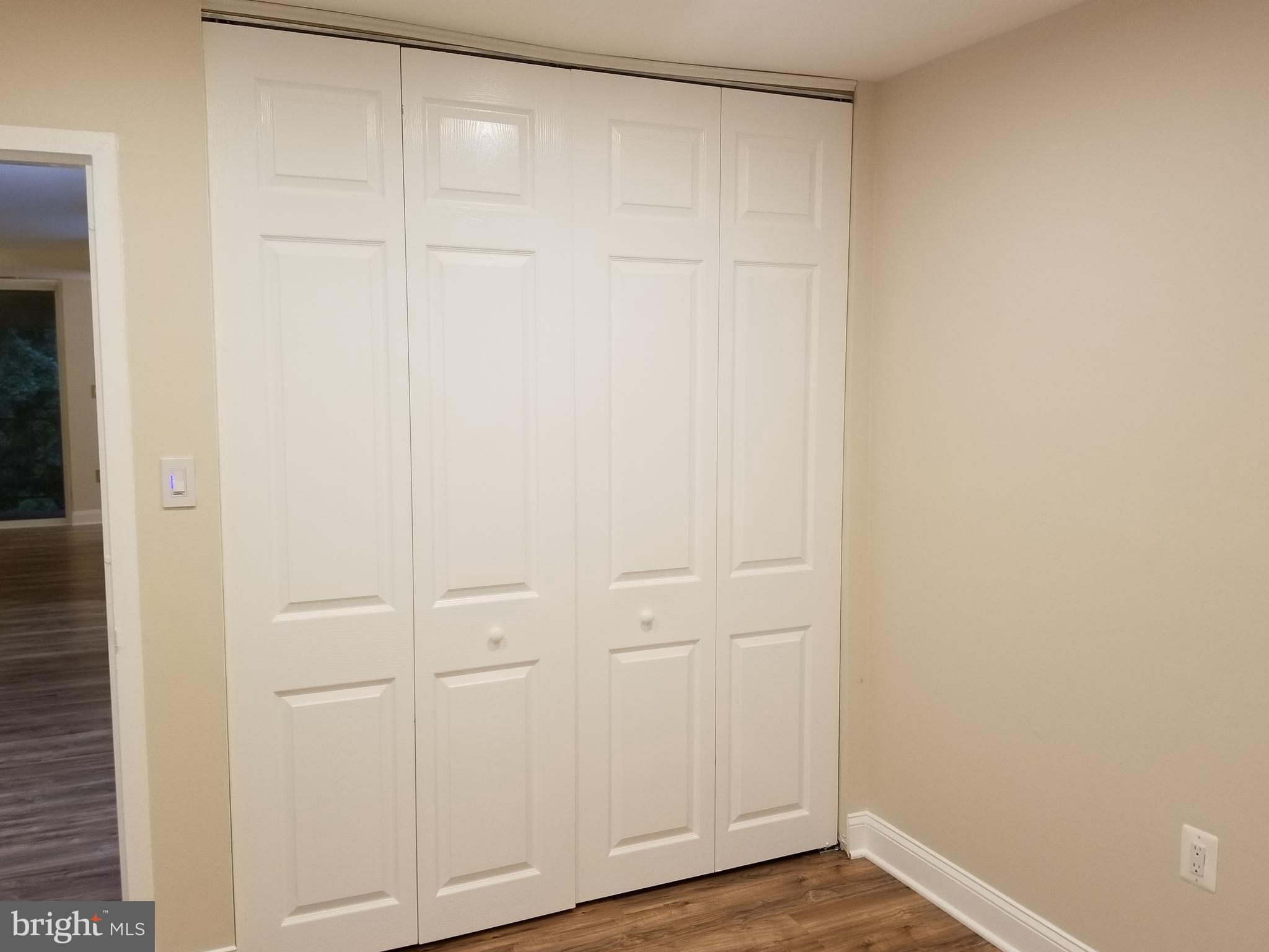 1406 Northgate Square, Unit 21B Reston, VA 20190 - Photo 25 of 45 Gallery Image 25