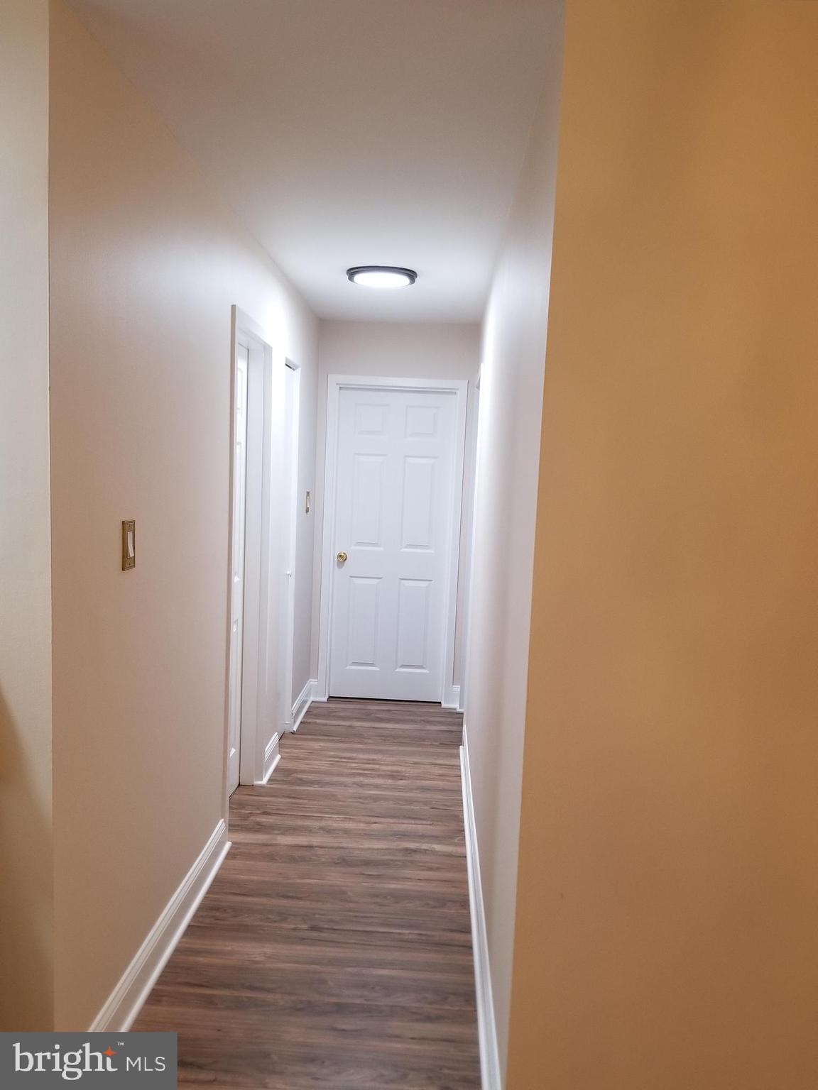 1406 Northgate Square, Unit 21B Reston, VA 20190 - Photo 32 of 45 Gallery Image 32
