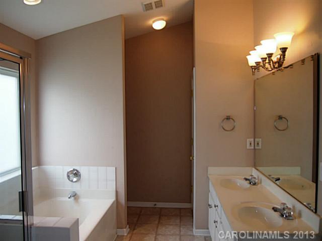 2506 Fossil Stone Lane Fort Mill, SC 29708 - Photo 9 of 16 Gallery Image 9