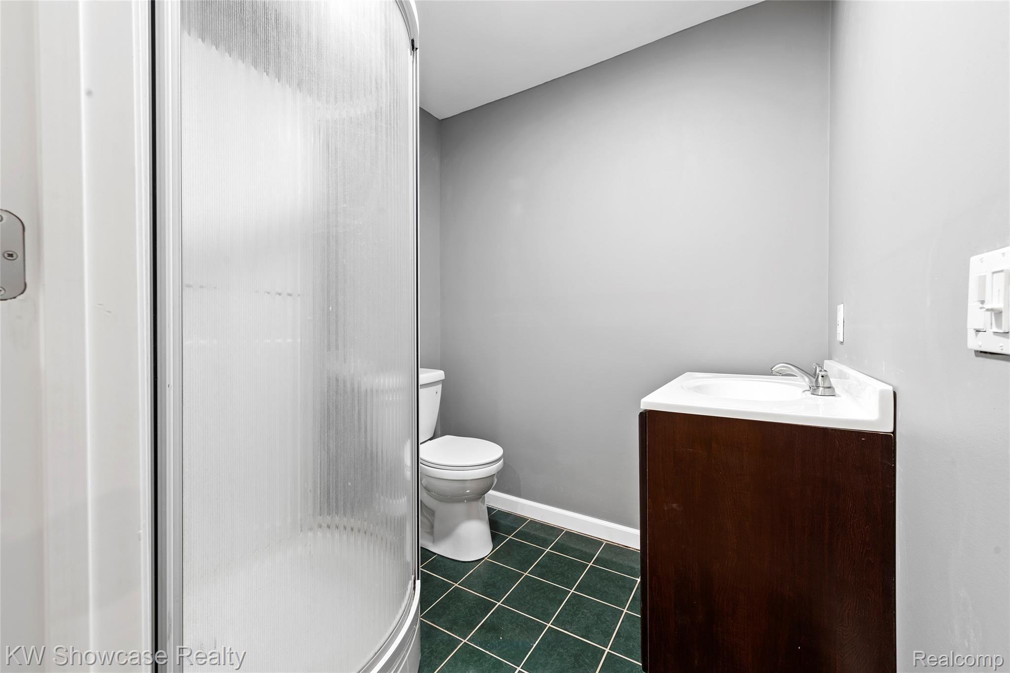 6150 Bullard Road Fenton, MI 48430 - Photo 45 of 59 DSC_1540.jpg