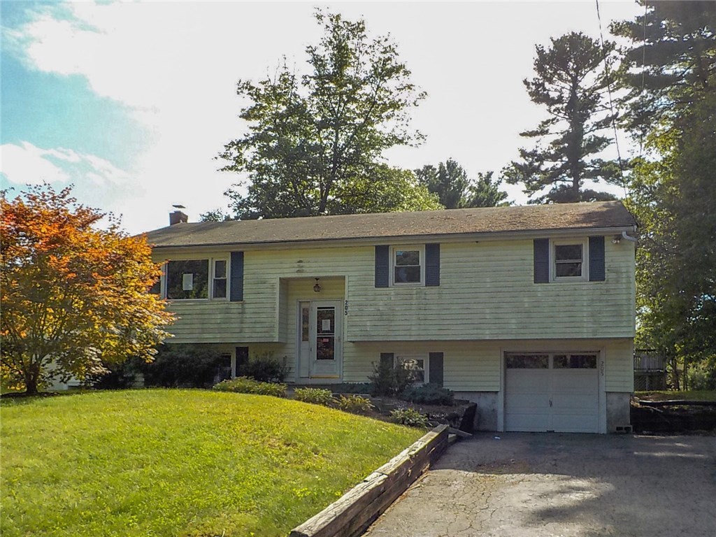 205 Michael Road Raynham, MA 02767 - Photo 3 of 17 Gallery Image 3