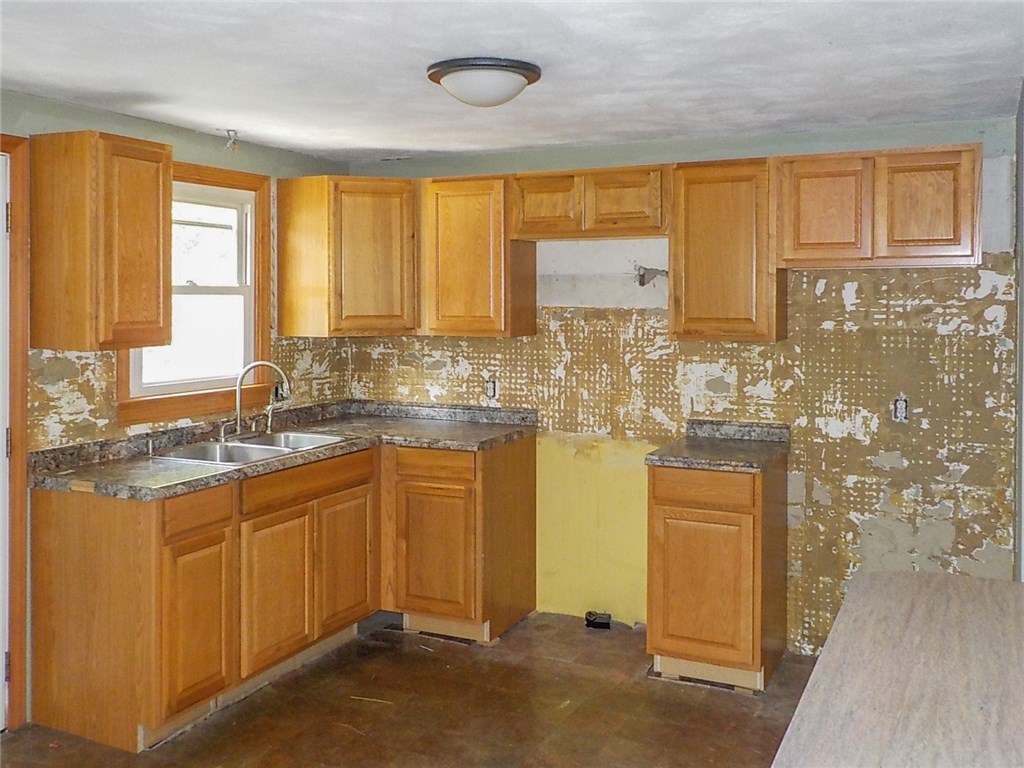 205 Michael Road Raynham, MA 02767 - Photo 9 of 17 Gallery Image 9