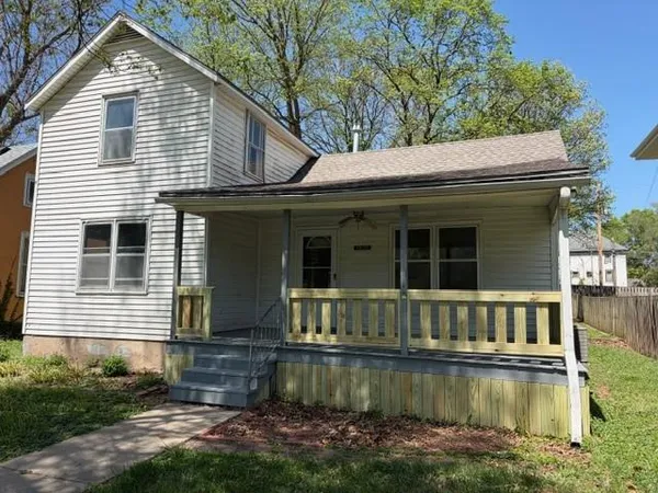 $134,900 | 1025 Laramie Street, Atchison, KS 66002