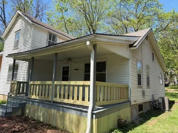 $134,900 | 1025 Laramie Street, Atchison, KS 66002