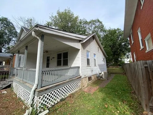 $139,000 | 1025 Laramie Street, Atchison, KS 66002