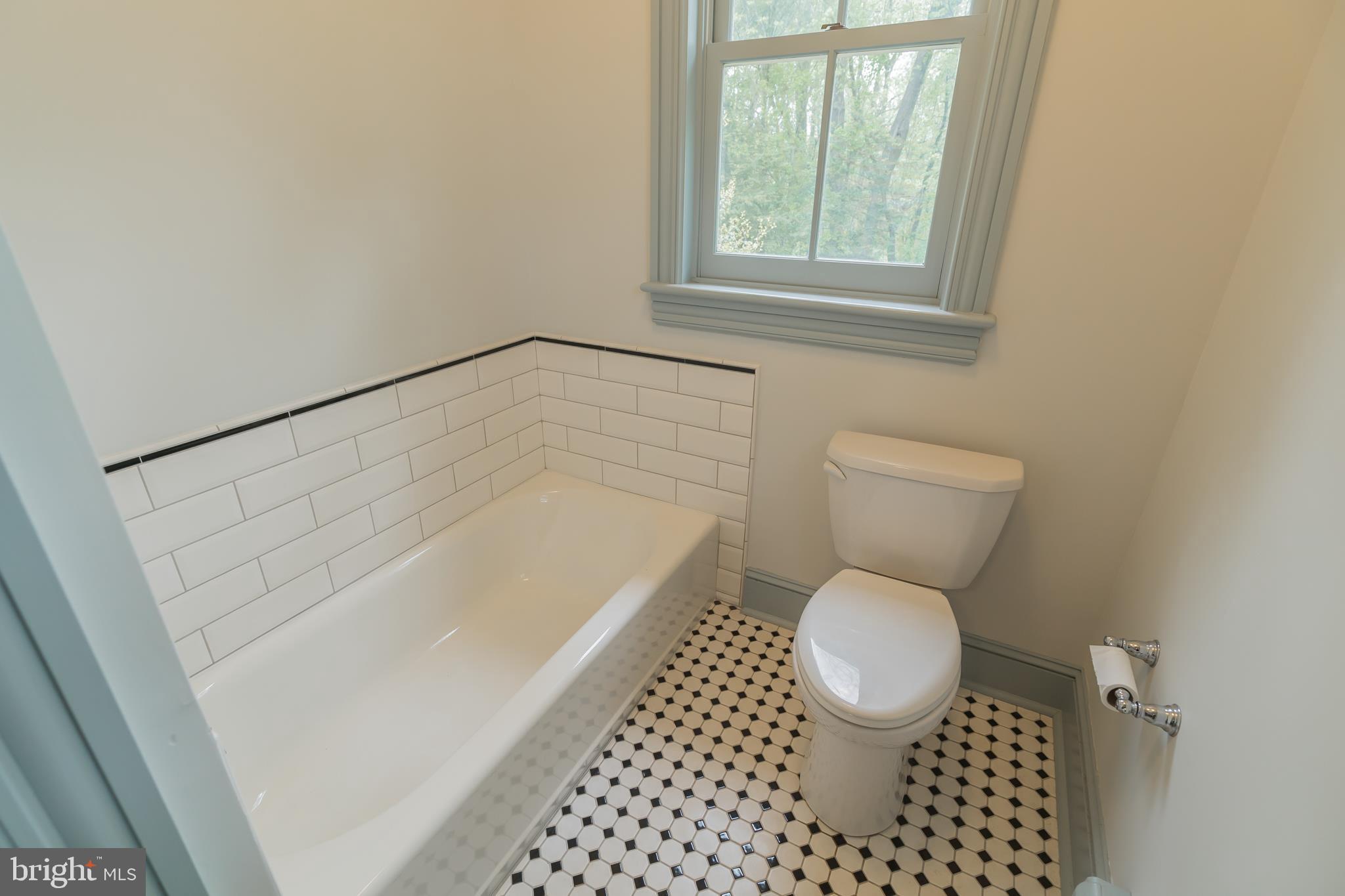 130 Indiantown Road Glenmoore, PA 19343 - Photo 24 of 37 Bathroom