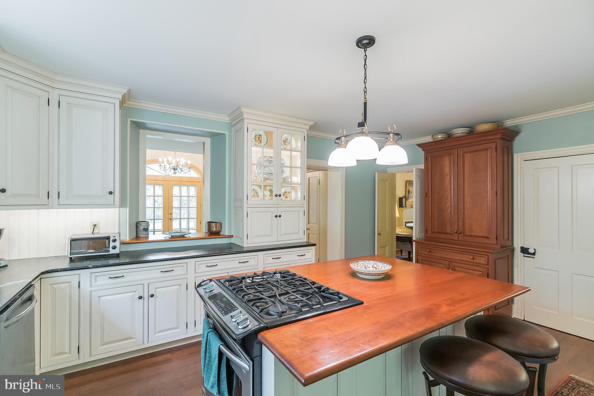 130 Indiantown Road Glenmoore, PA 19343 - Photo 8 of 37 Kitchen