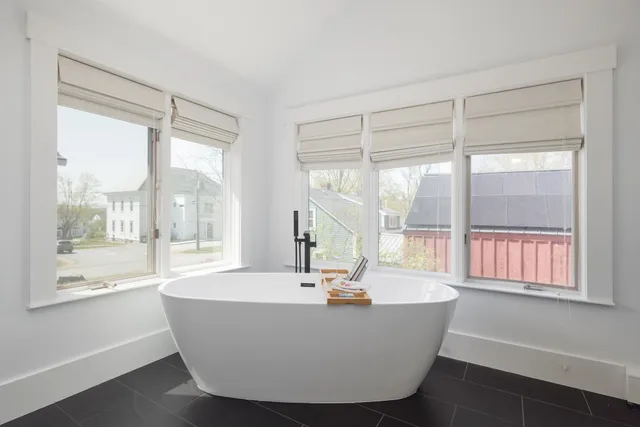 $698,000 | 1003 School Street, Dunbarton, NH 03046