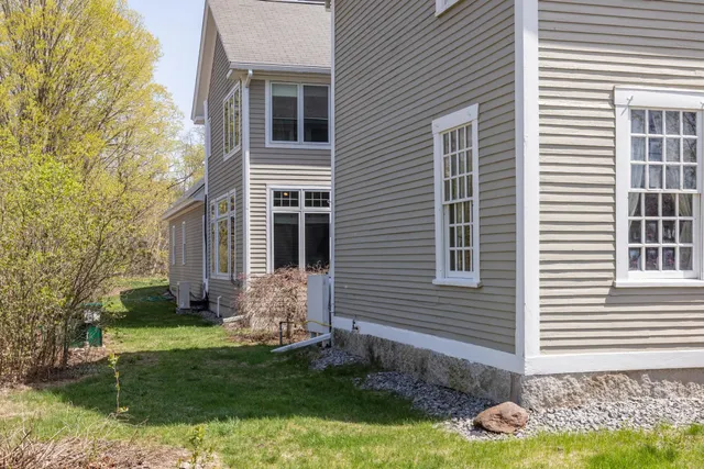 $698,000 | 1003 School Street, Dunbarton, NH 03046