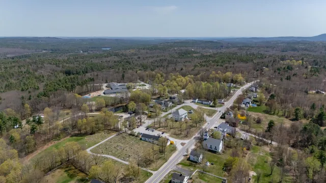 $698,000 | 1003 School Street, Dunbarton, NH 03046