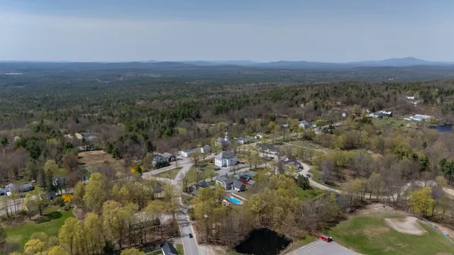 $698,000 | 1003 School Street, Dunbarton, NH 03046