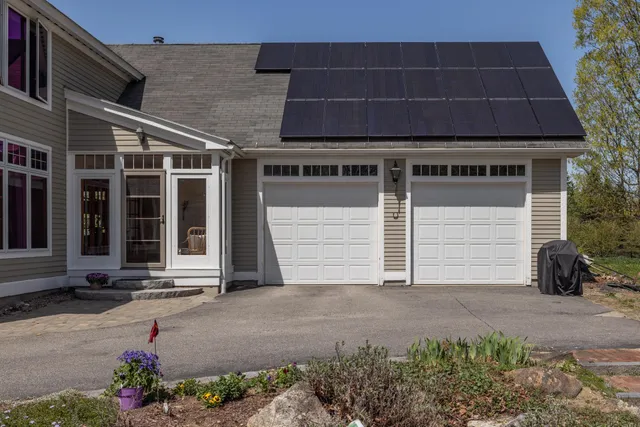 $698,000 | 1003 School Street, Dunbarton, NH 03046