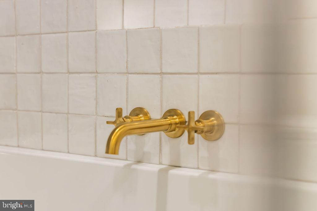 2460 Ontario Road Northwest Washington, DC 20009 - Photo 44 of 85