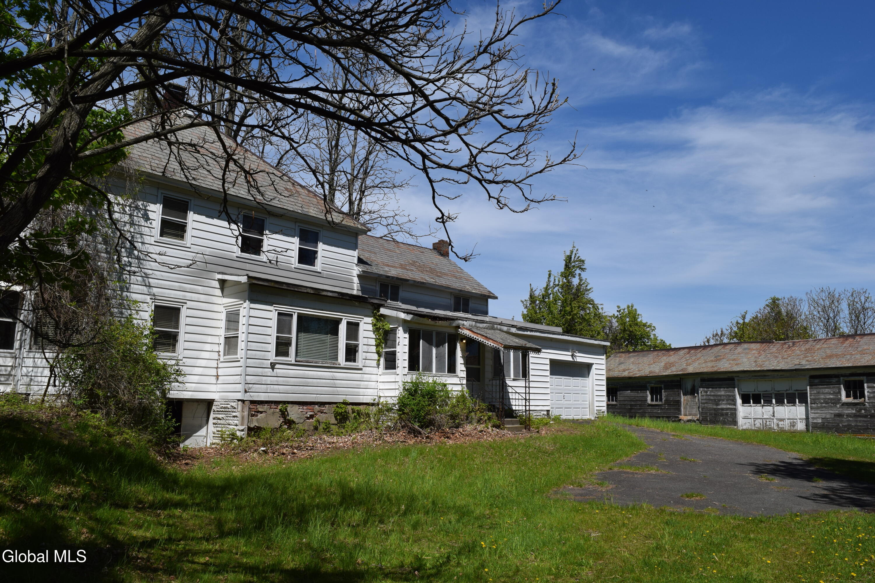 115 Farm To Market Road Halfmoon, NY 12118 - Photo 9 of 22 9